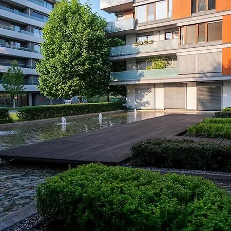 Cosy With Garage Parking * 布拉格